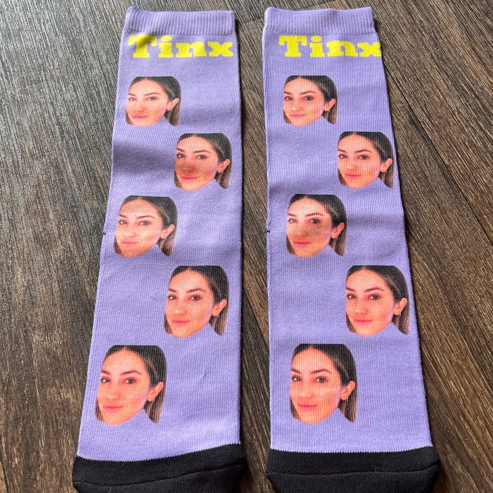 @itsmetinx face socks - Picture 2 of 4